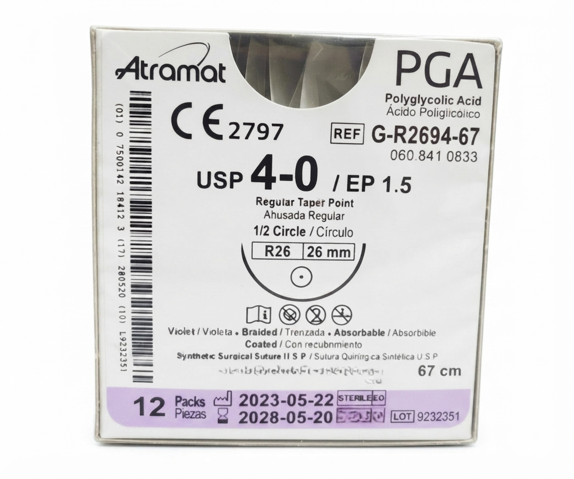Hilo Ácido Poliglicólico 4-0, Aguja 1/2 círculo ahusada regular 26 mm, Hebra 67 cm, Marca Atramat, Caja con 12 piezas